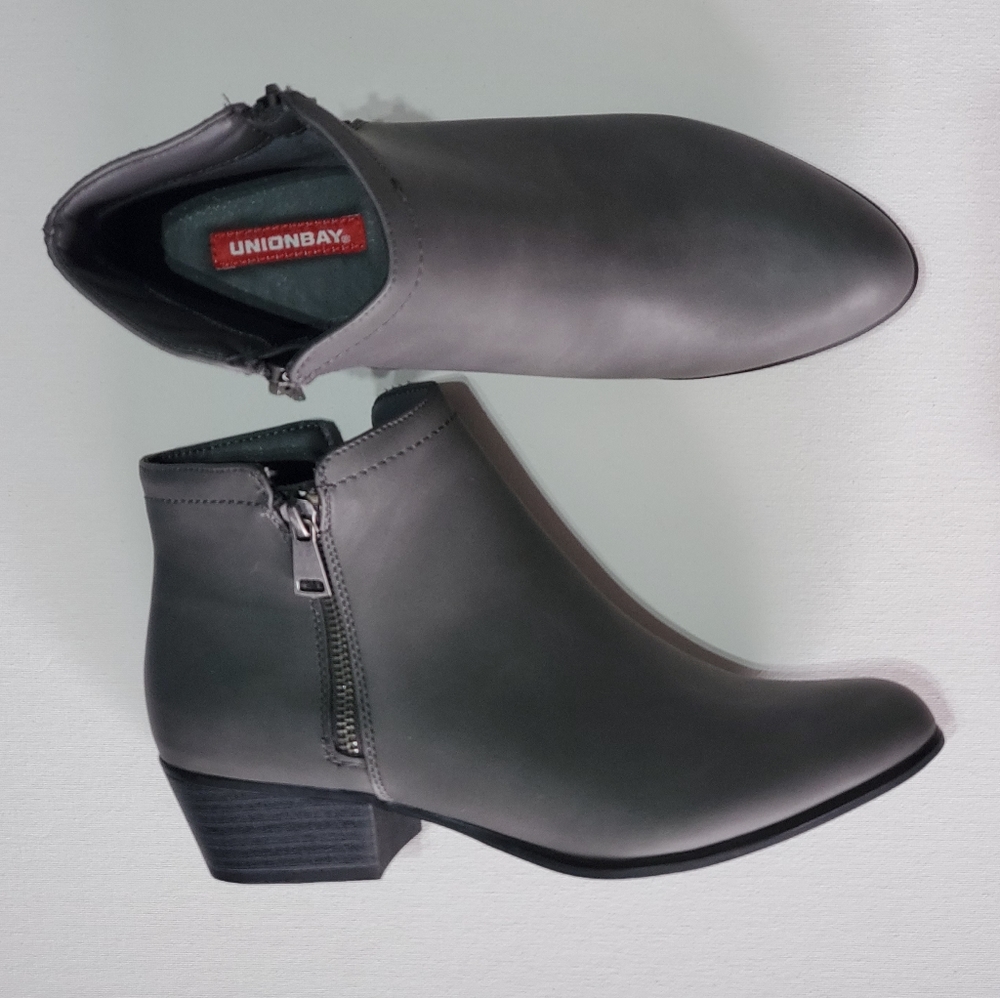 8M Unionbay Booties